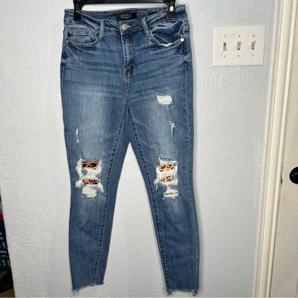Judy Blue Skinny Fit Distressed Dark Blue Leopard Patch Women’s Jeans Sz 28/7 - Picture 2 of 8